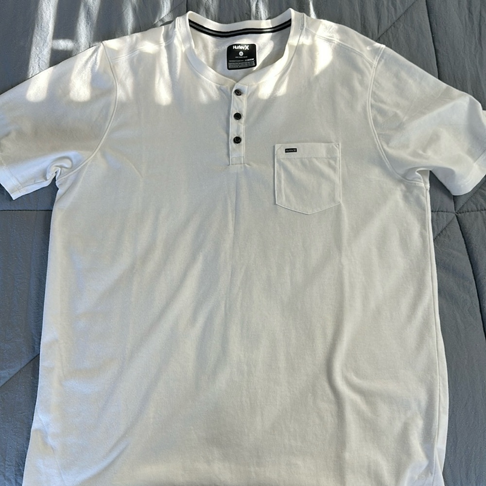 Men’s Hurley Tshirt large